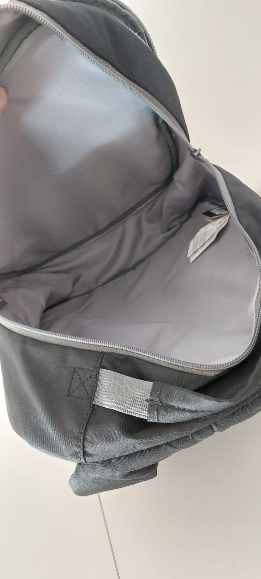 Mochila escolar Minecraft cinza