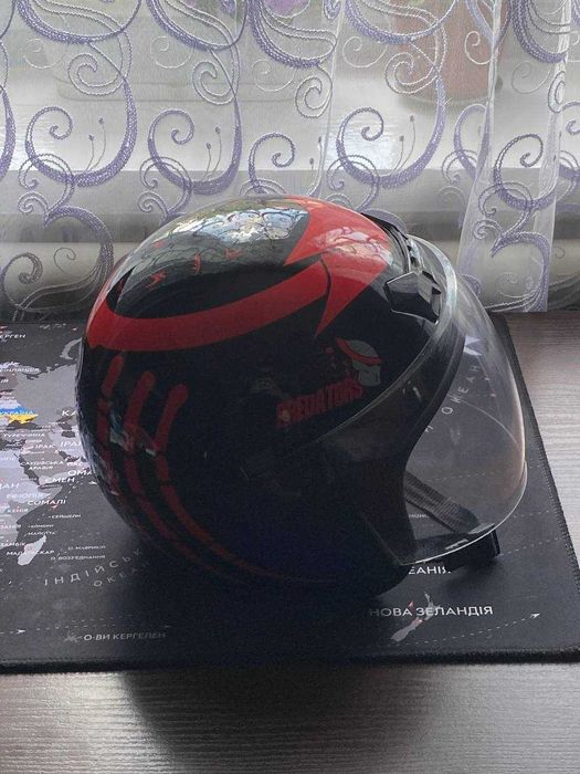 Шолом F2 Predators