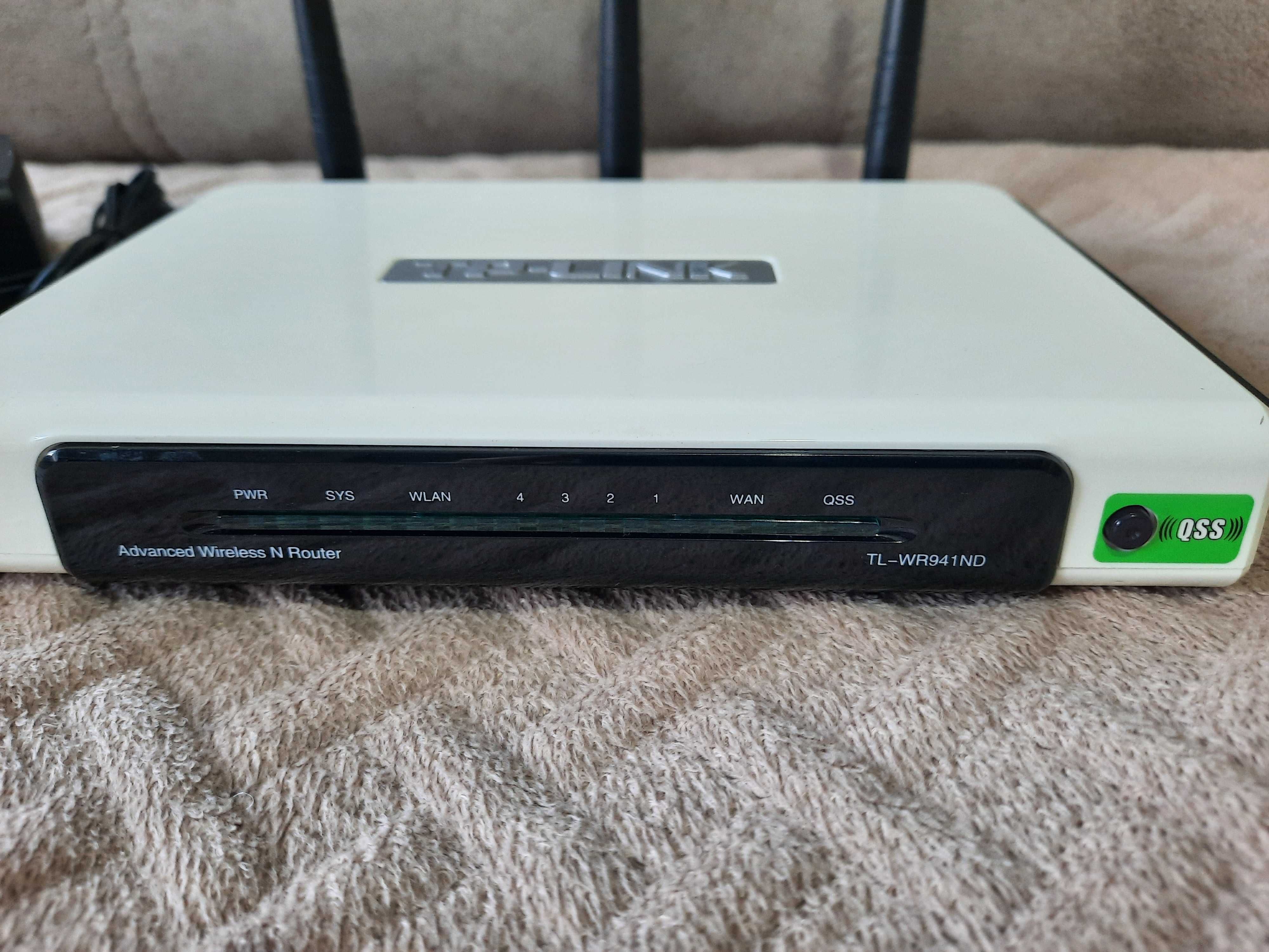 Роутер TP-LINK рабочий,полный комплект