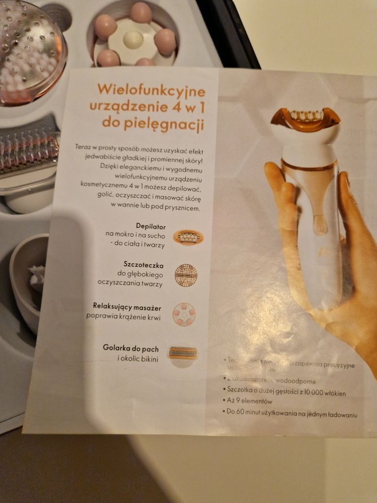 Urządzenie wielofunkcyjne 4 w 1 do pielegnacji oriflame