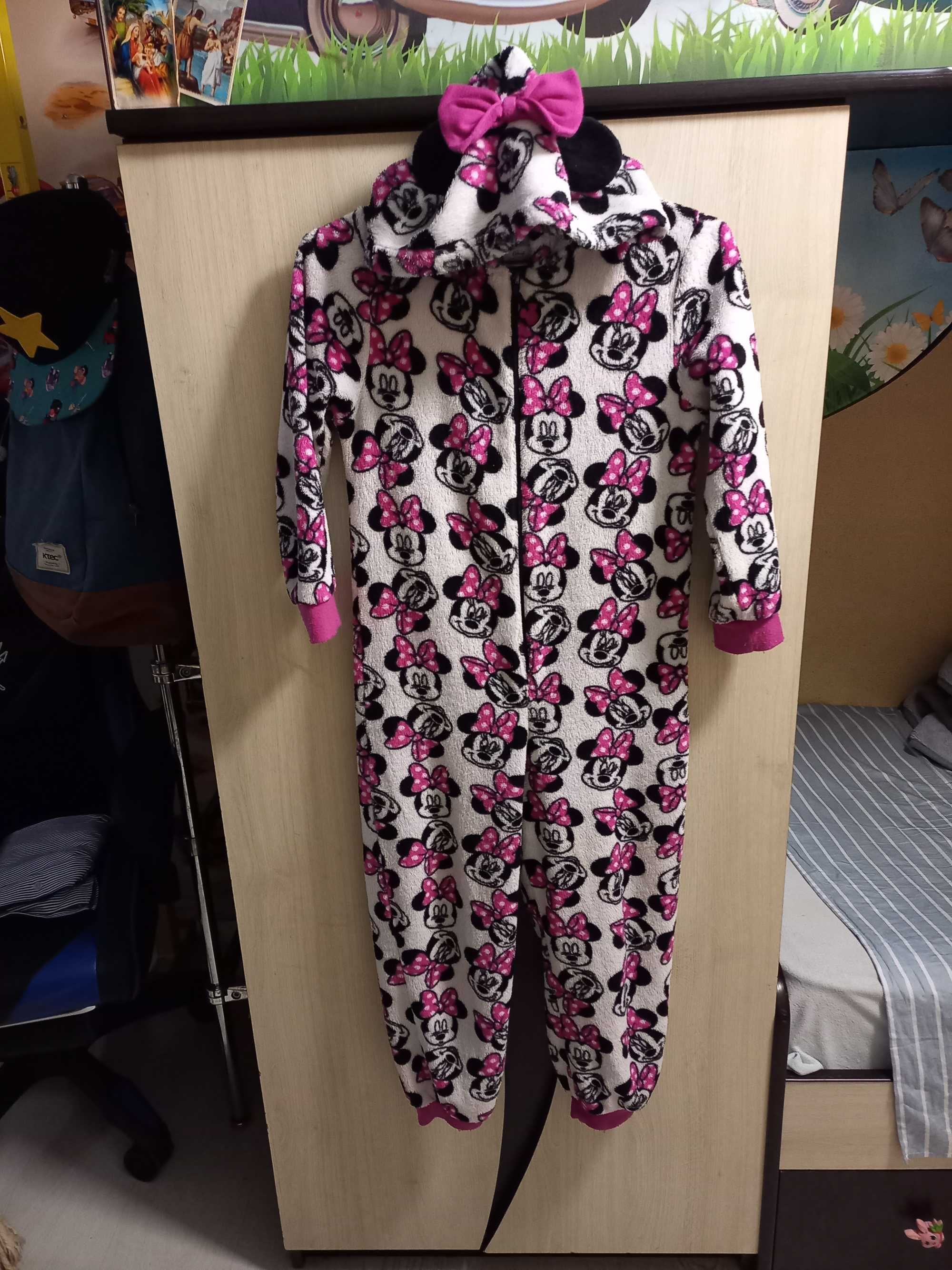 Утеплена піжамка для дівчинки на 8-9 років, ріст 134 см., Кігурумі