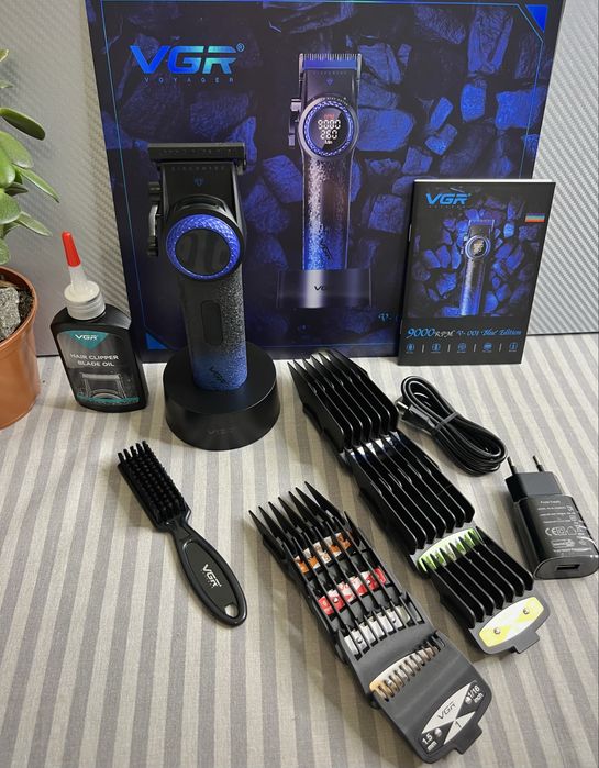 Машинка для стрижки VGR V-001 BLUE, дисплей, 9000 об/хв, 10 насадок