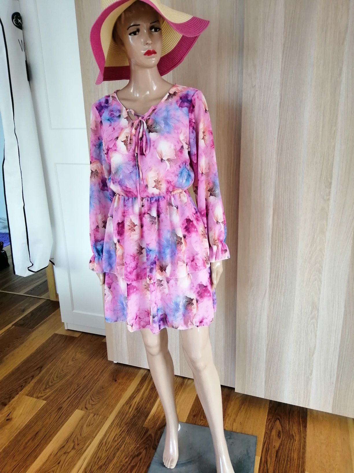 Różowo foletowa zwiewna sukienka falbanki rękaw wiązanie 36 S nowa