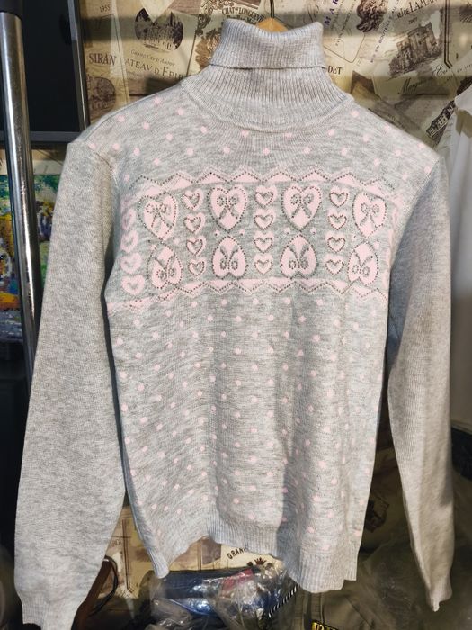 Свитер,гольф на девочку