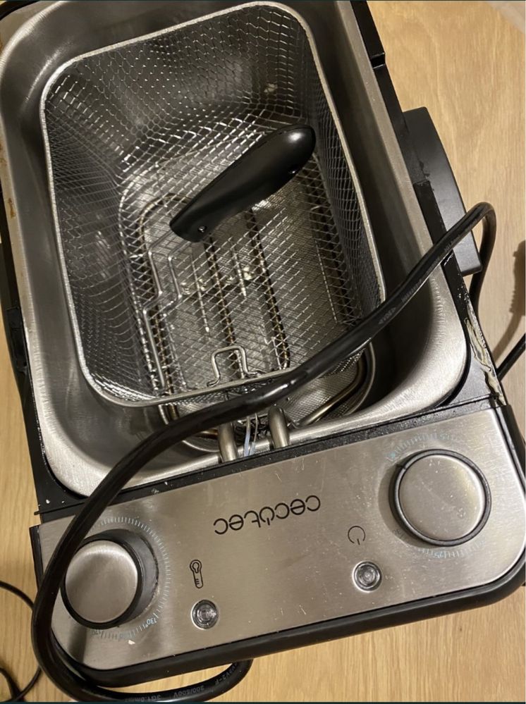 Cecotec Elektryczna frytkownica CleanFry Infinity