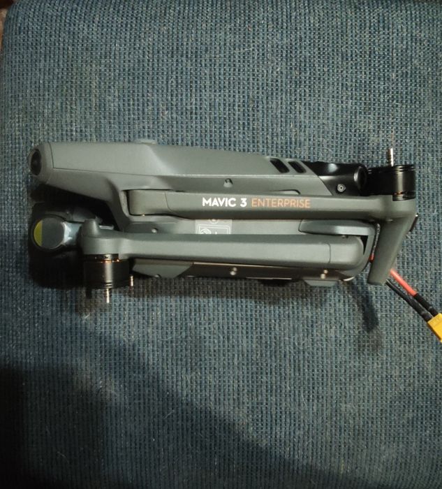 У продажу dji mavic 3t