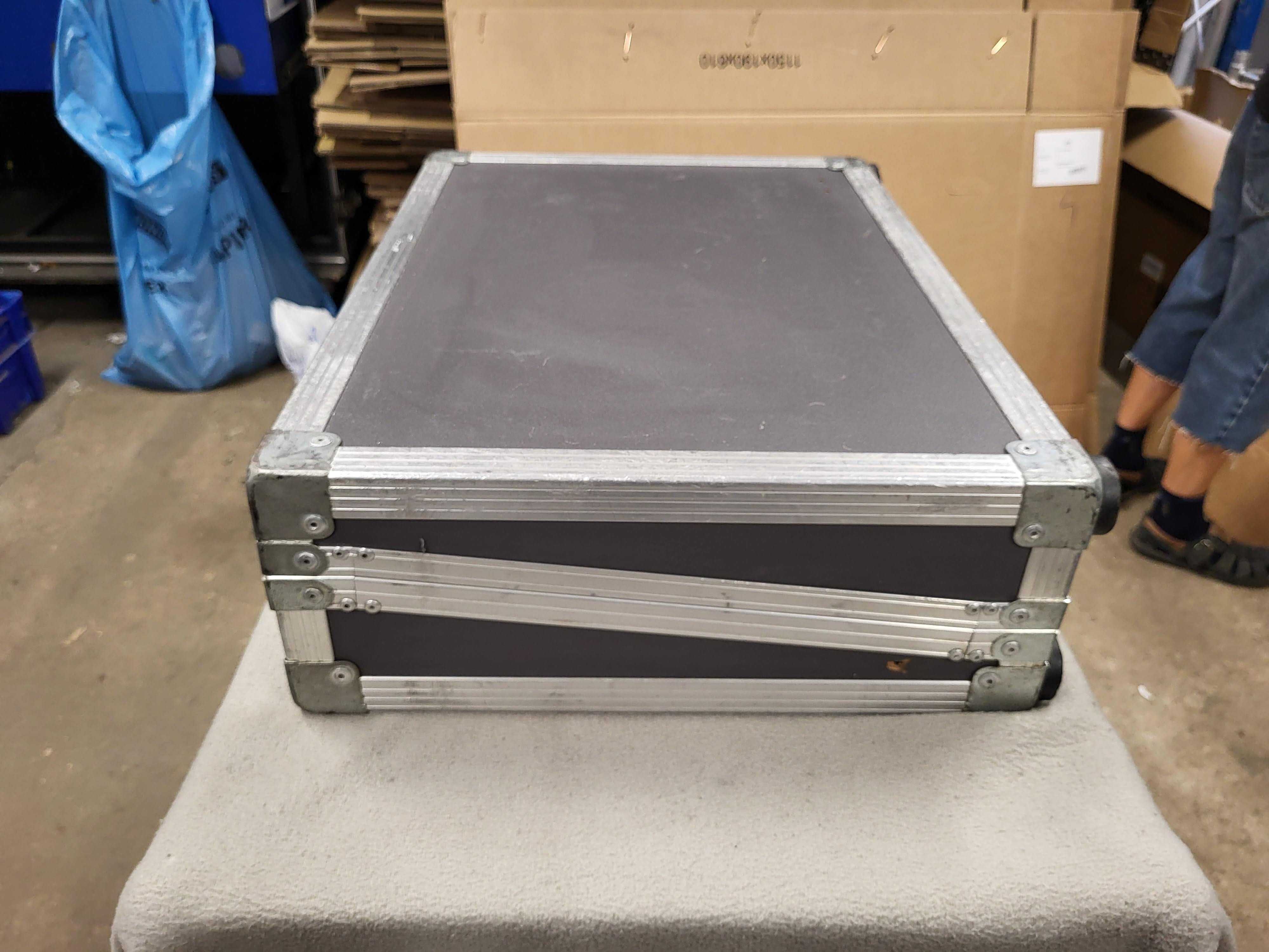Walizka 50x36x13 flightcase kejs flight case //