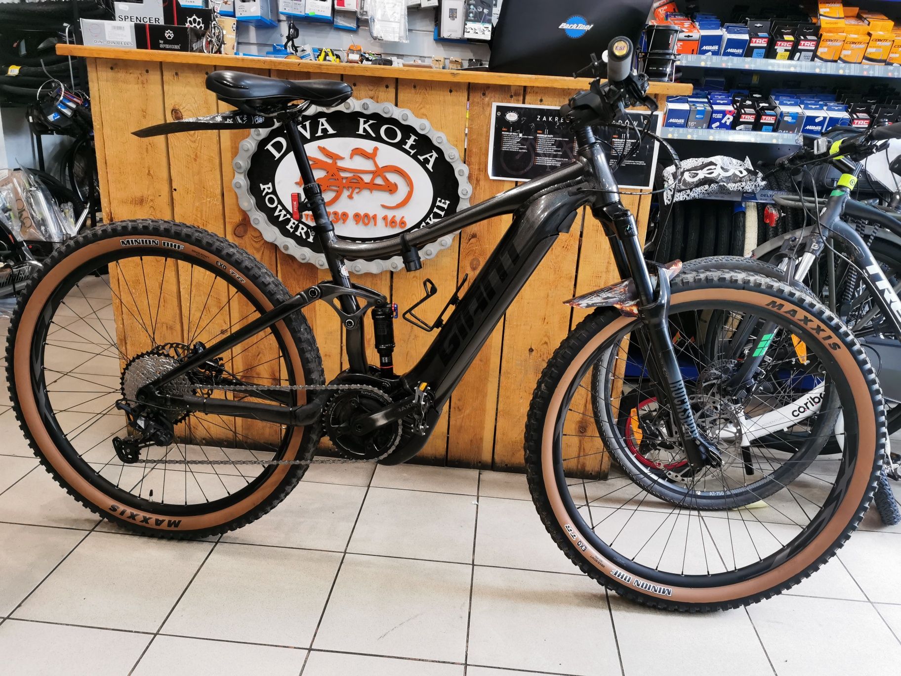 Rower elektryczny MTB Giant Strance E  Pro