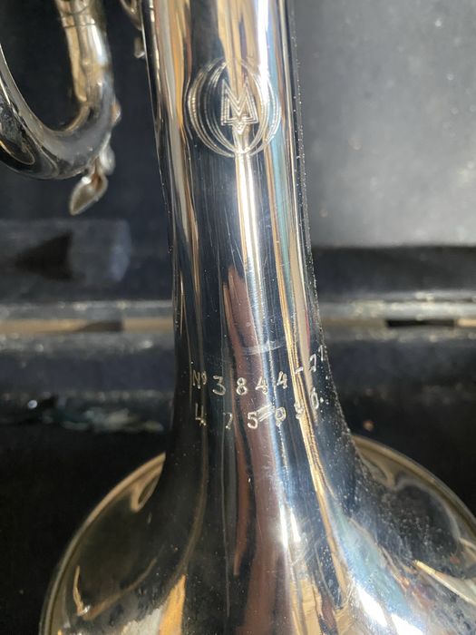 Саксофон и труба