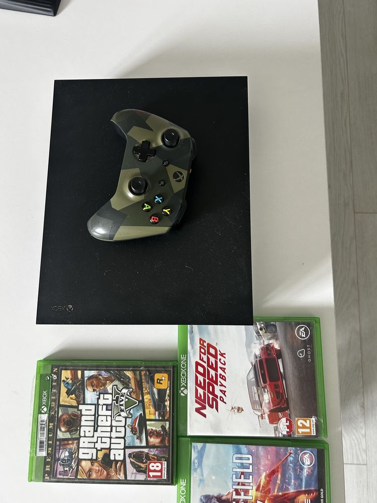 Sprzedam xbox one x wraz z grami