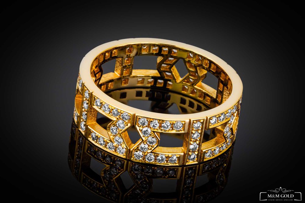 Obrączka z diamentami z kolekcji MYSTERY