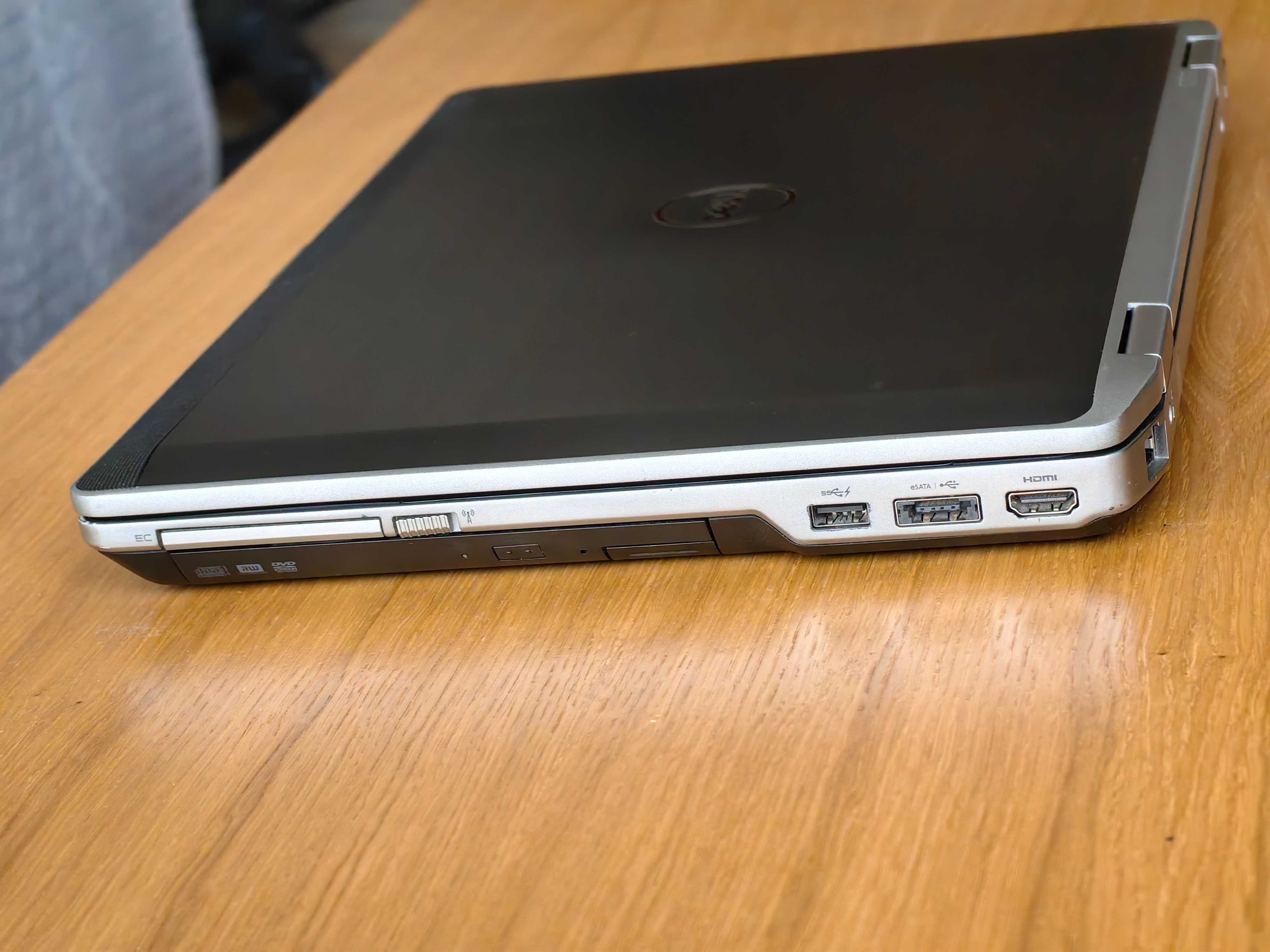 Dell Latitude e6530 I7 3740QM 2.7GHz Nvidia NVS 5200M DVD 256SSD