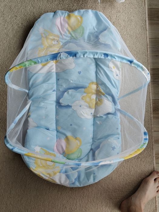 Mata edukacyjna + leżanka z moskitierą do parku/ogrodu