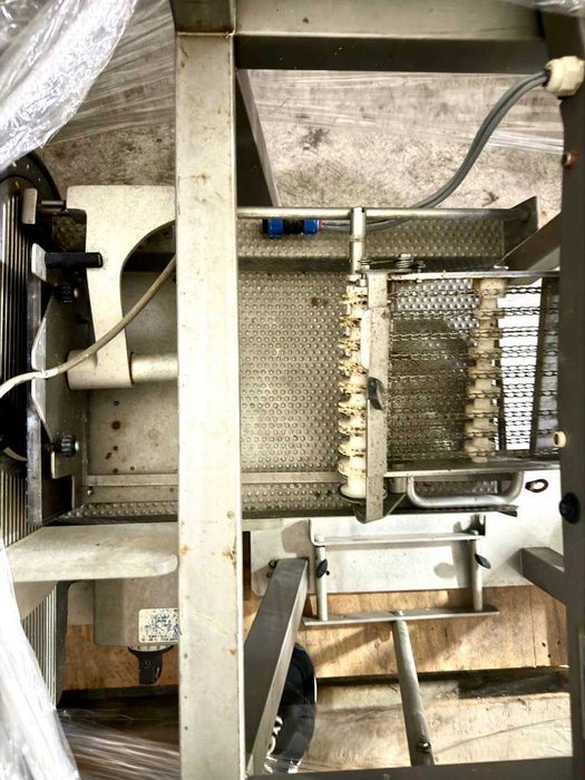 Автоматичний конвеєрний слайсер Scharfen — нарізка м’яса, ковбас, сиру