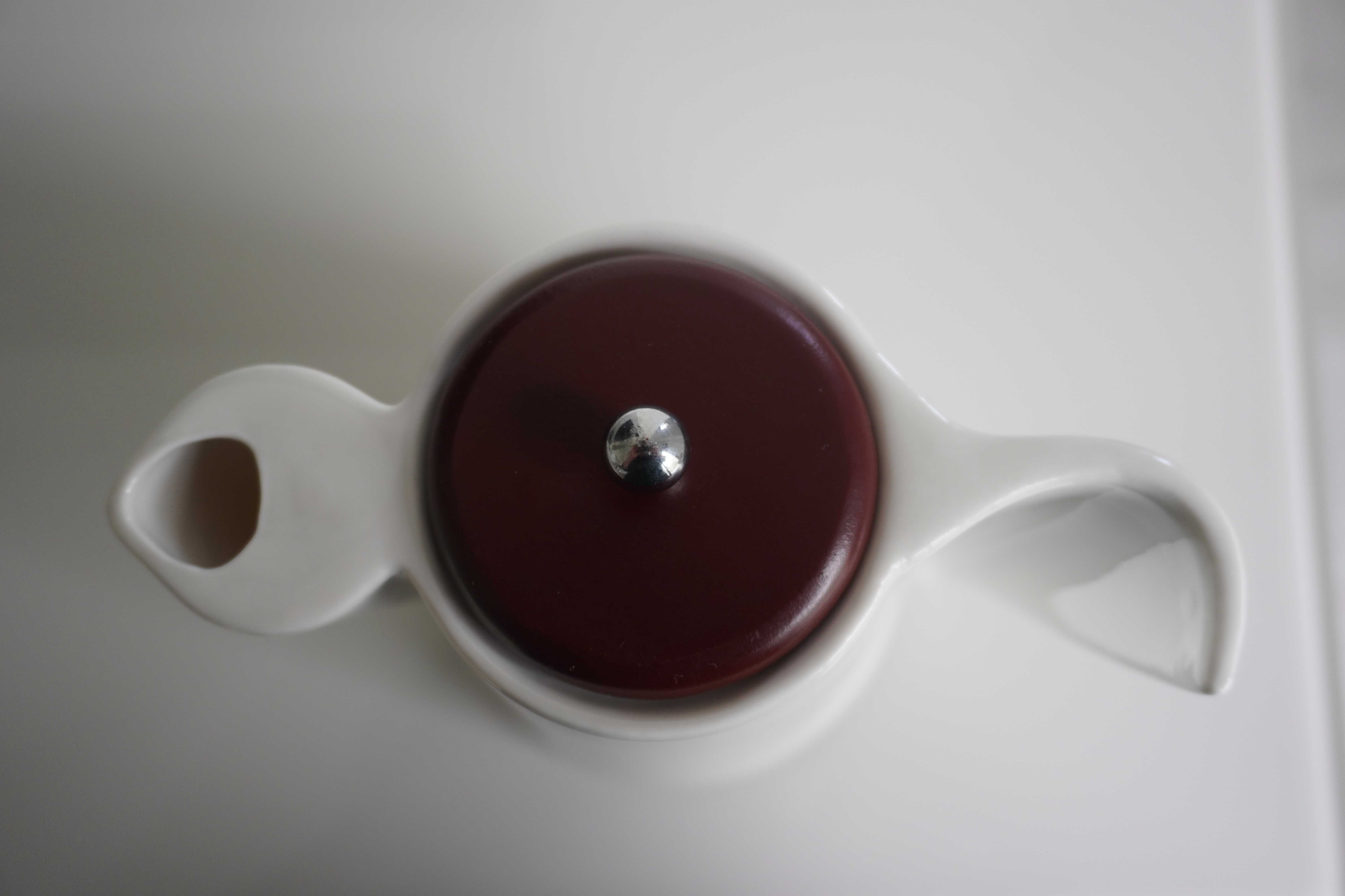 Porcelanowy Serwis Queen Isabelle kawa herbata, kolekcja limitowana