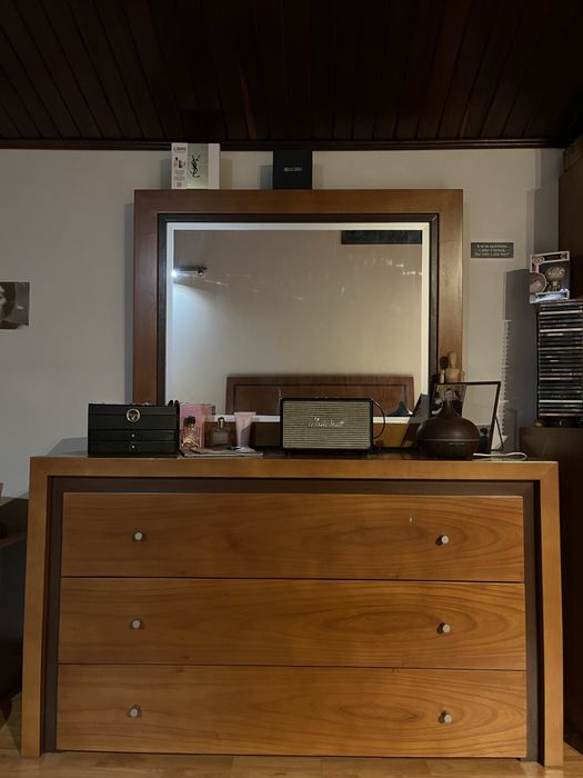 Conjunto de moveís de quarto em bom estado