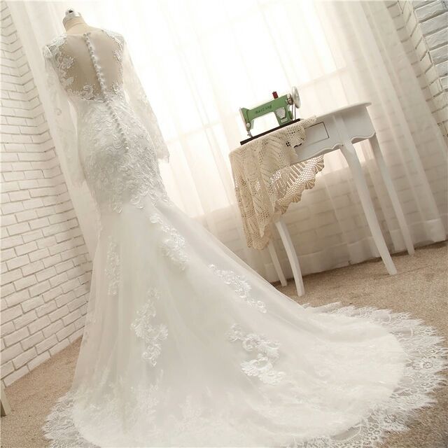 Весільне нове плаття