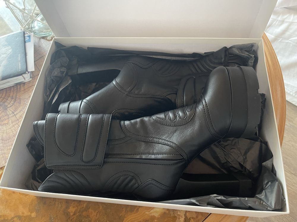 Casadei Buty r37