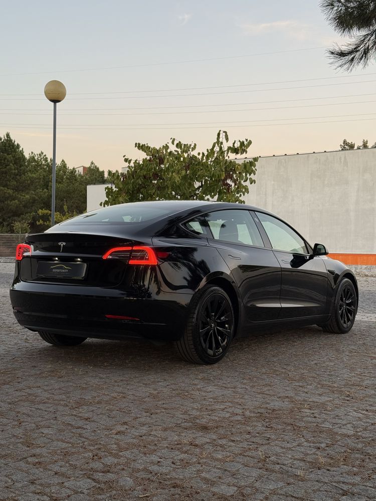 Tesla model 3 Standard Range Plus Facelift