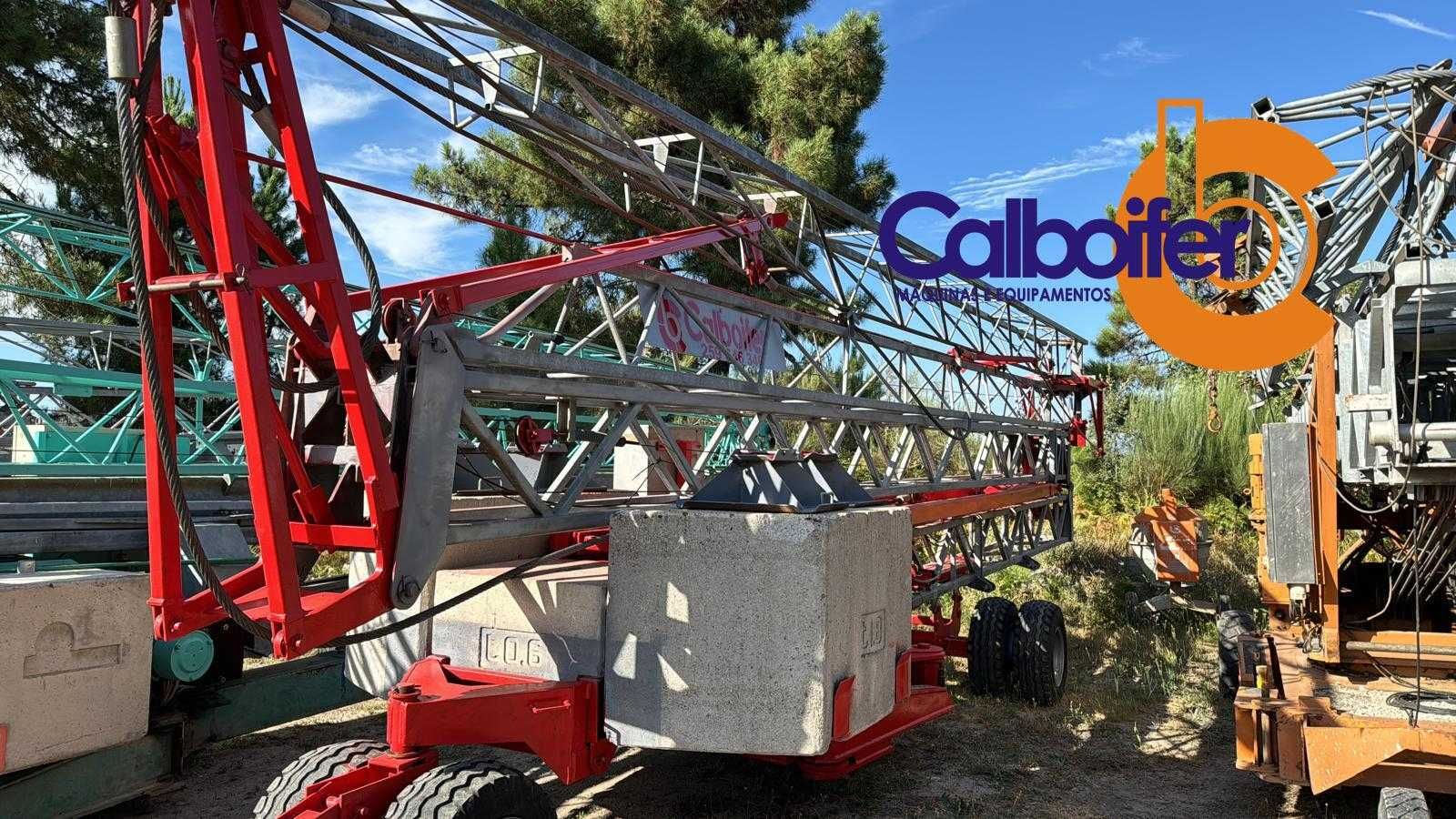 Grua automontante 24m