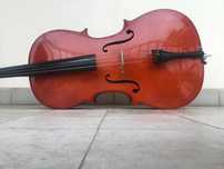 Violoncelo 3/4 Hudson, em muito bom estado de conservação
