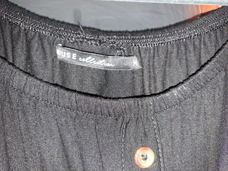 Czarna bawełniana bluzka z długim rękawem r. M House