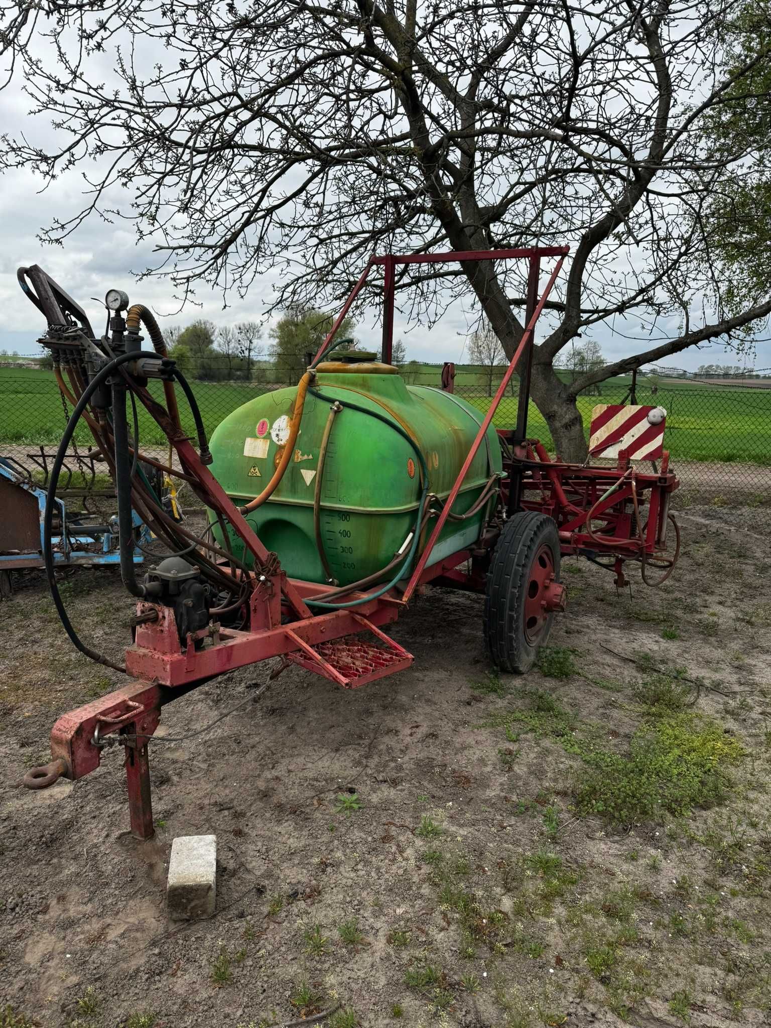 Opryskiwacz Krukowiak - 1000 l - belka hydrauliczna