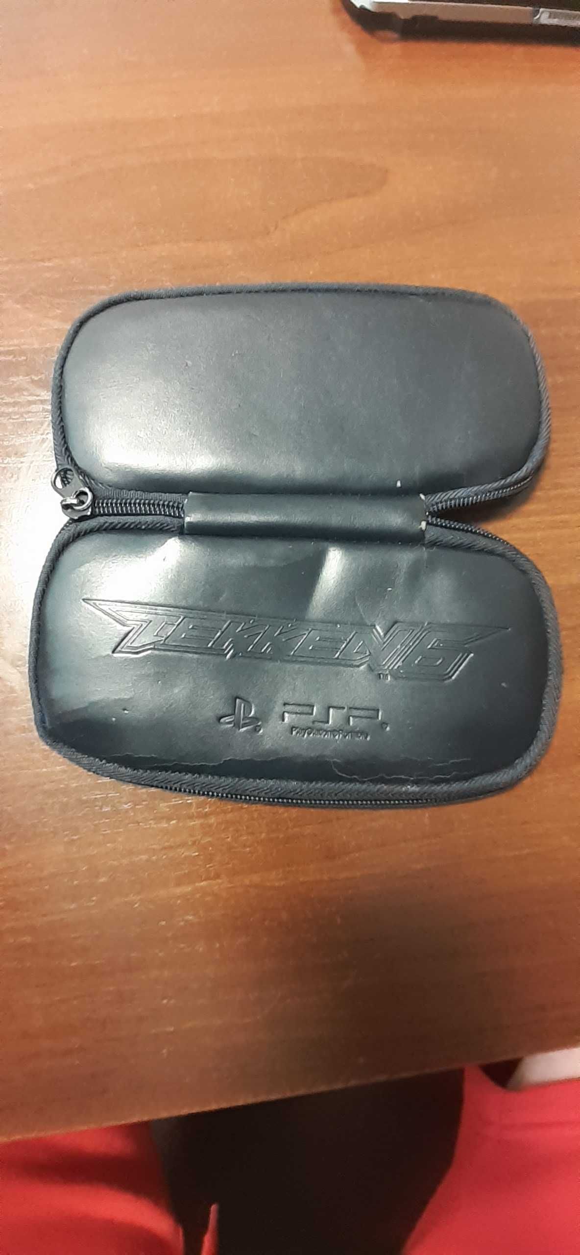 Konsola Sony PSP 3004 + 5 gier z etui i ładowarką