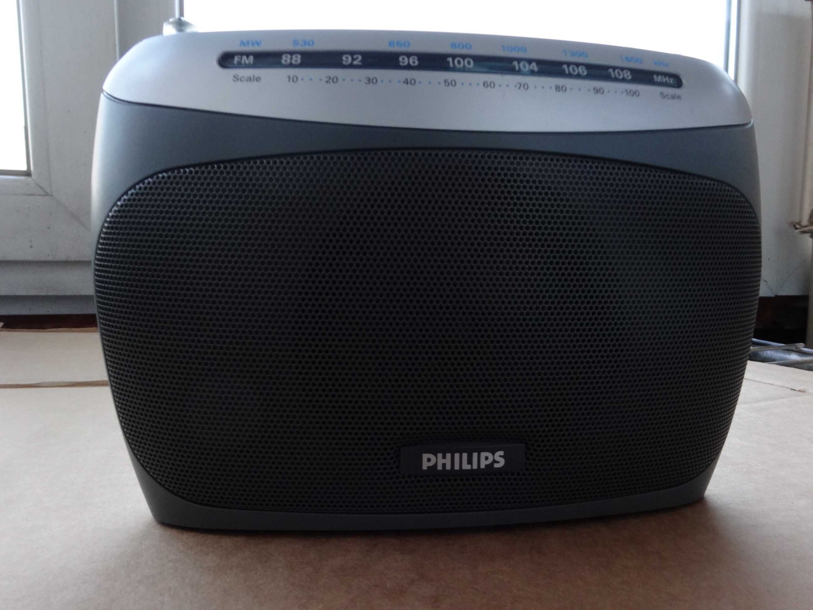 Радіоприймач PHILIPS AE2150.