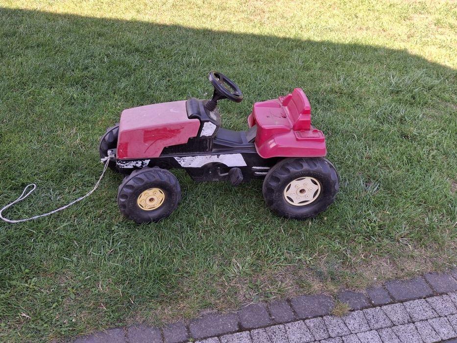 Traktorek na pedały
