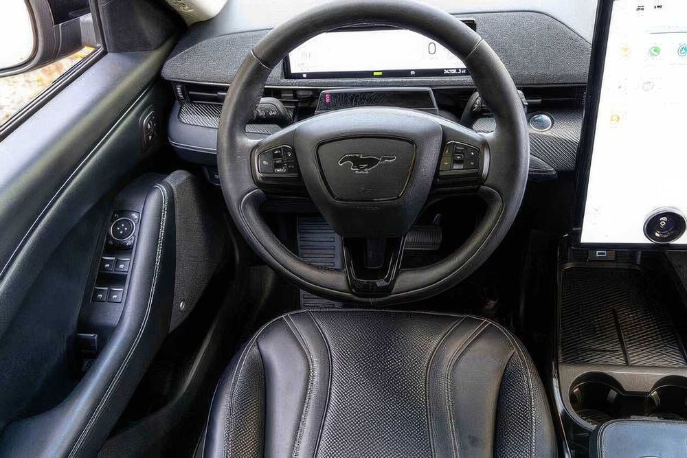 Ford Mustang Mach-E Premium      2021