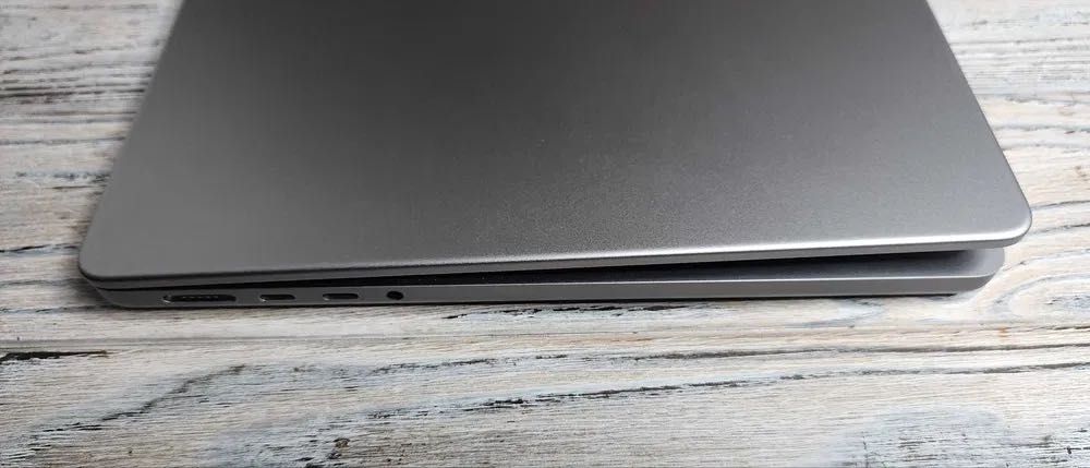 Apple MacBook Pro 14 Mid 2021 M1 Pro (MKGP3) Space 850$ - EmojieStore