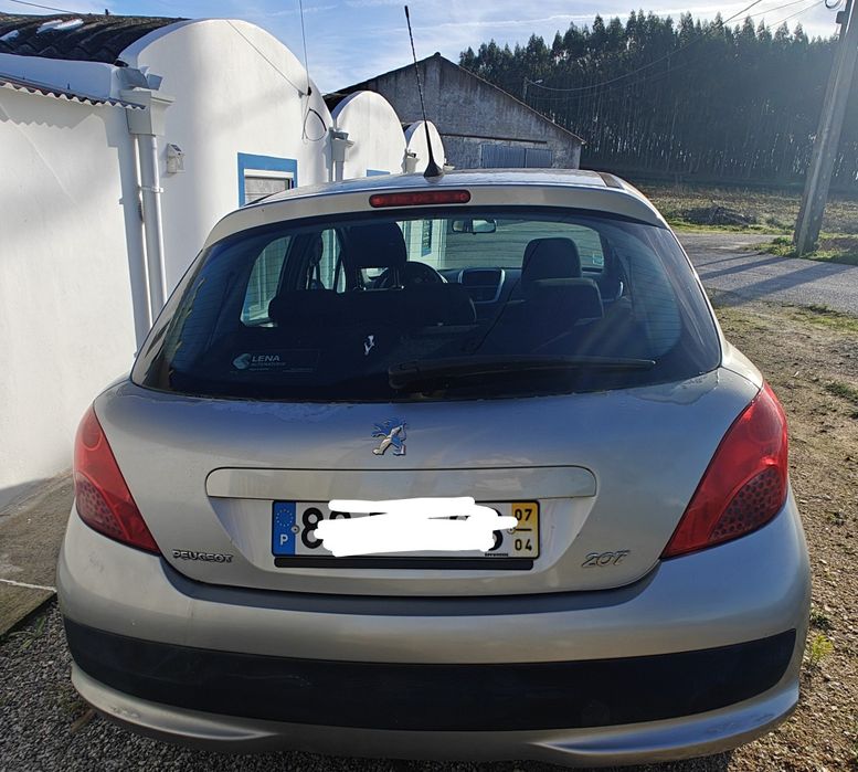 Pegeaut 207 a gasolina