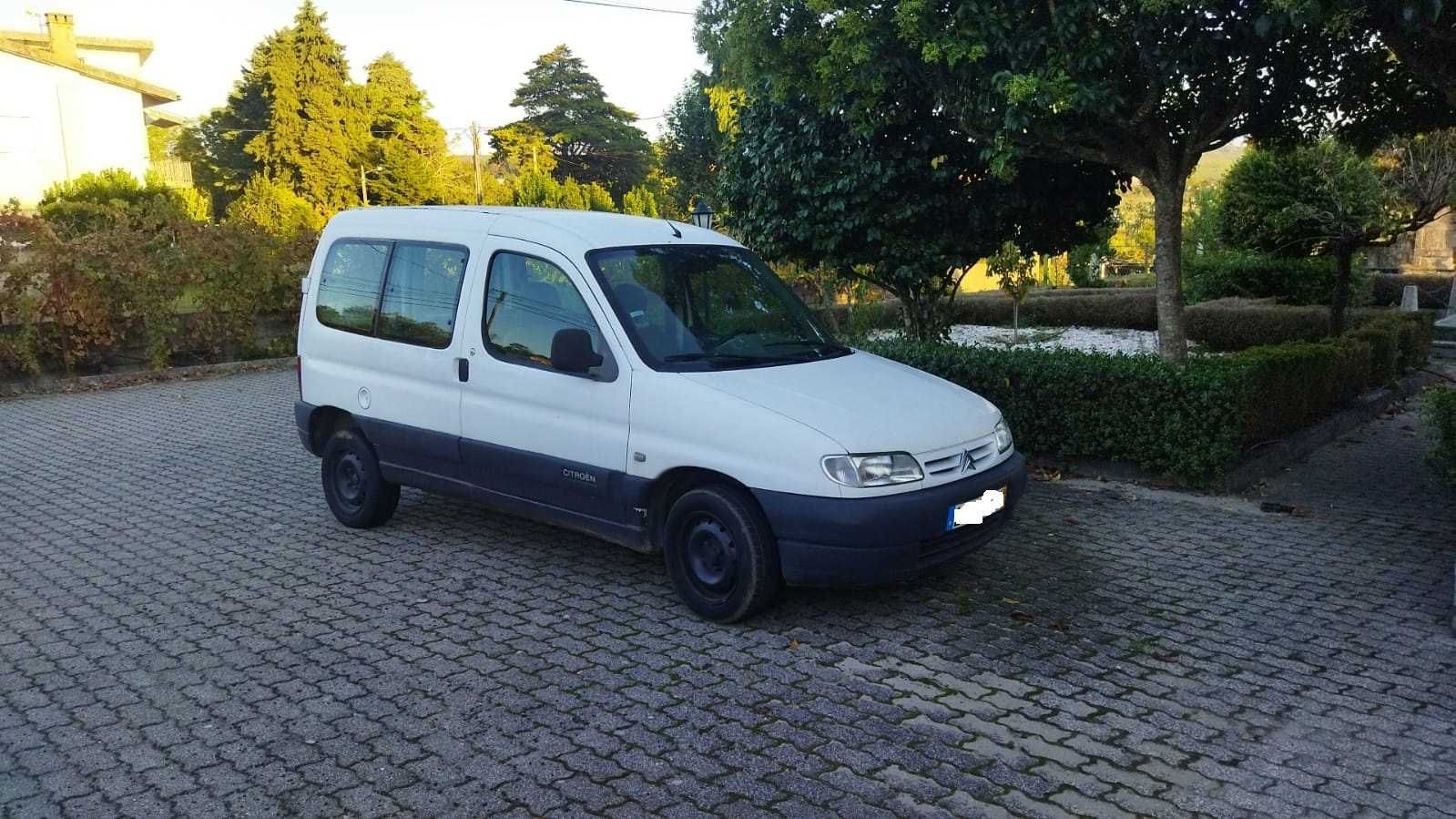 BERLINGO 5 LUGARES GASOLINA