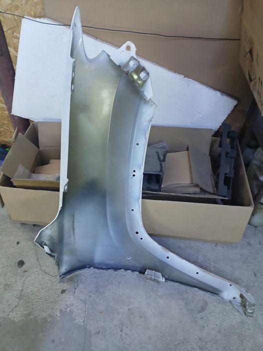 Jeep compass крило