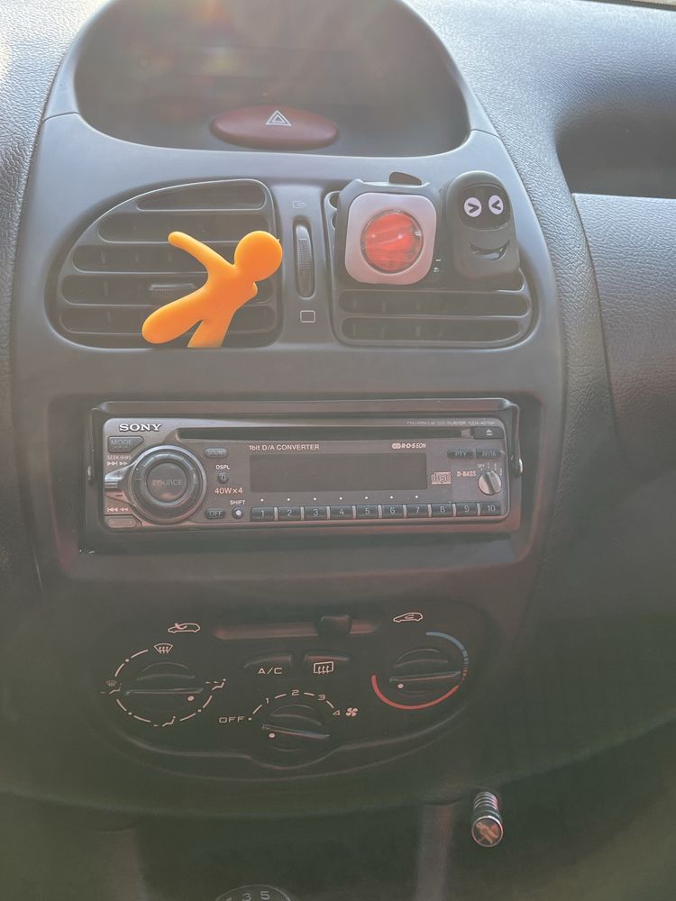 Sprzedam Peugot 206