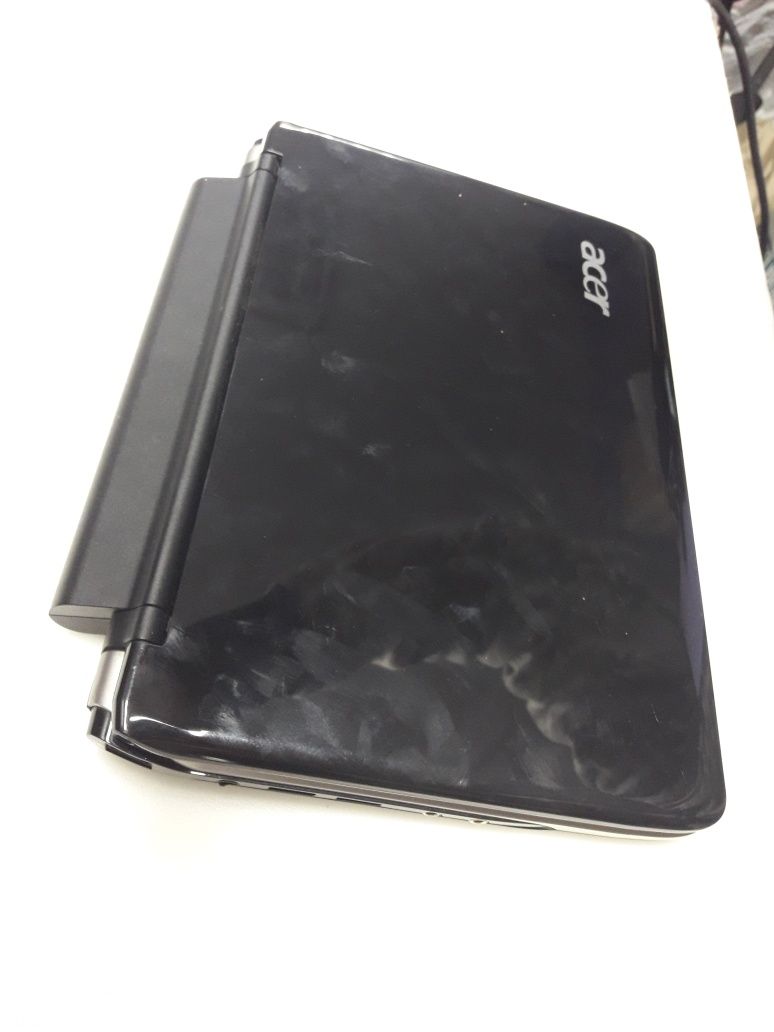 Нетбук Acer Aspire ZA3, Atom 1.33GHz, 1Gb.