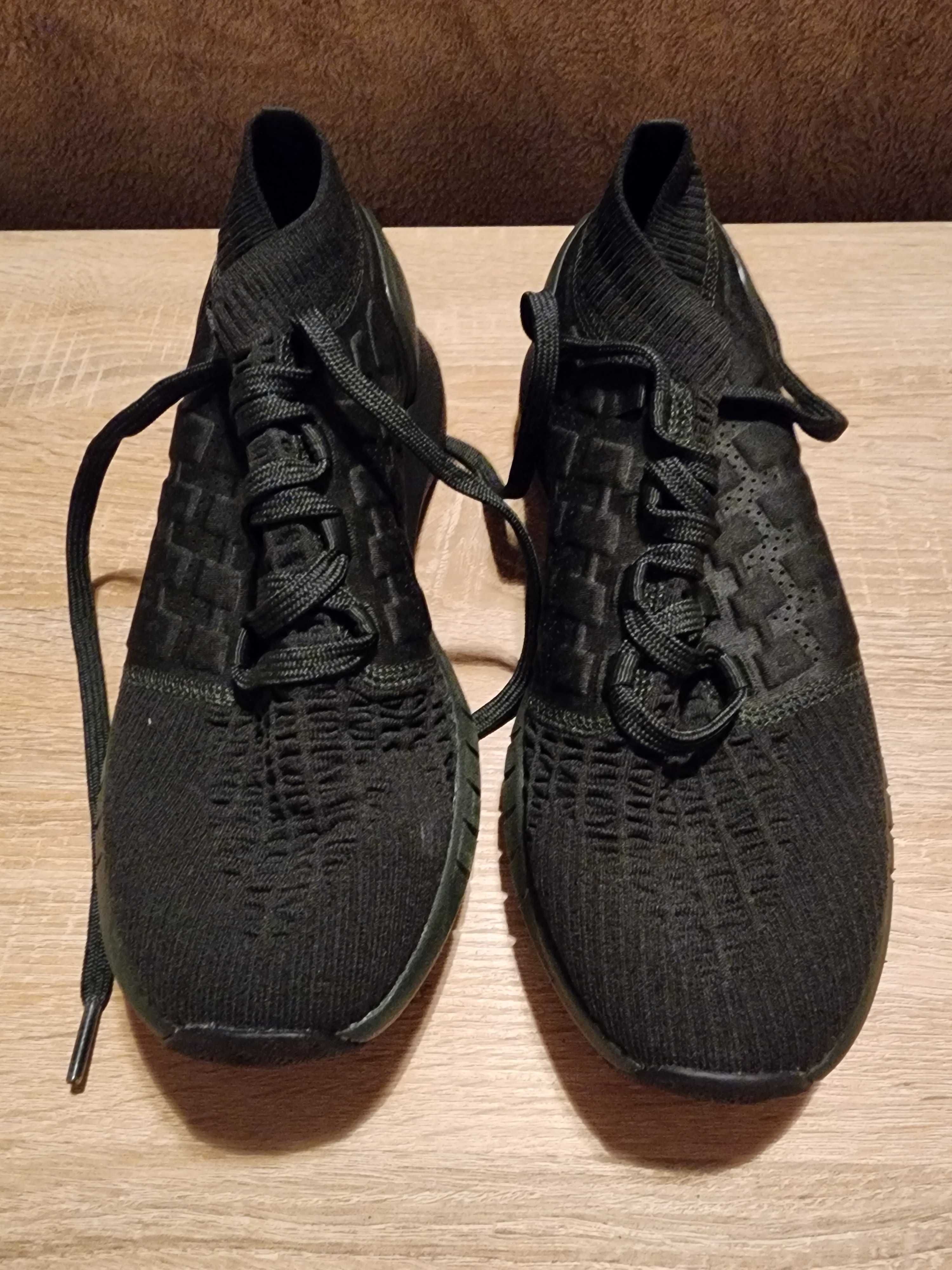 Buty Under Armour SpeedForm HOVR rozmiar 43