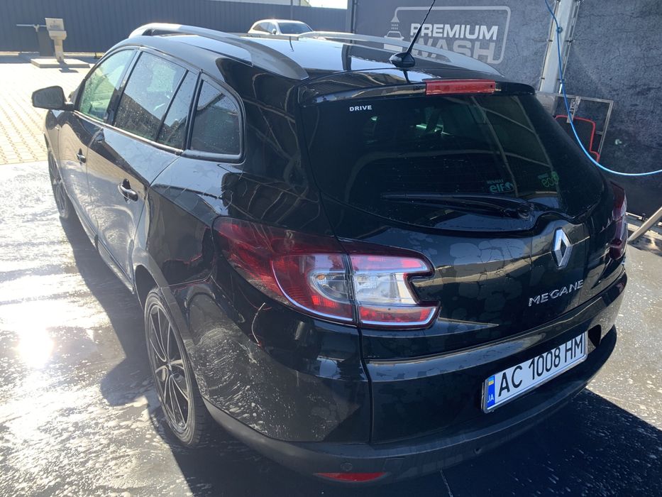 Економне авто Меган 2013 Bose