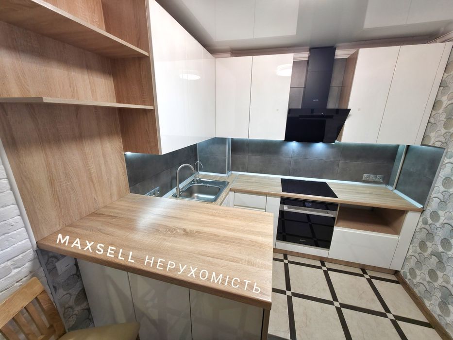 Продам 2-кімнатну квартиру на Харківській в районі Мануфактури