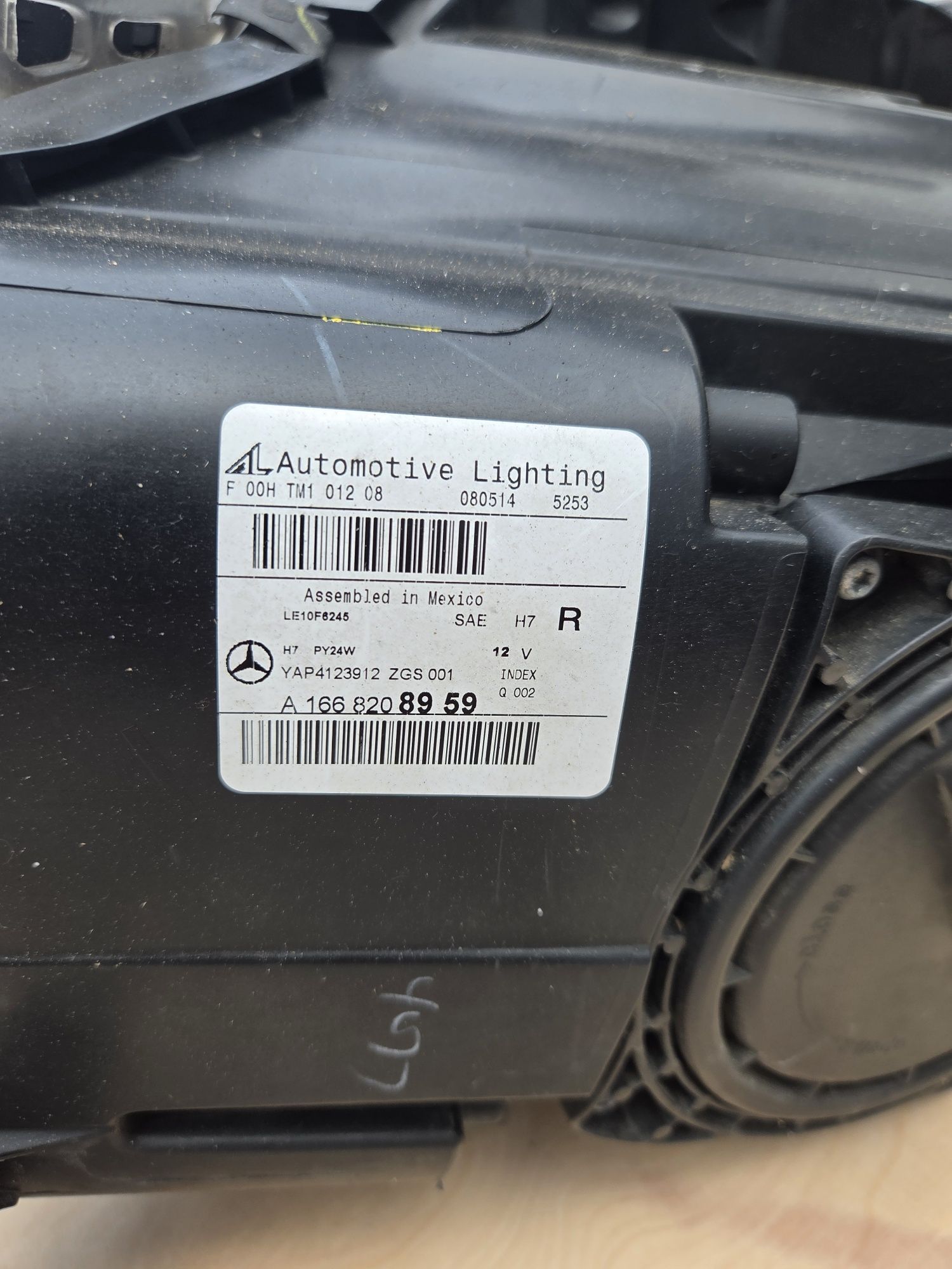 GL x166 w166 lampy przód, całe