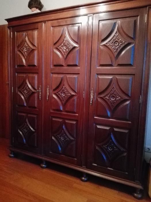 Mobília de quarto estilo antigo