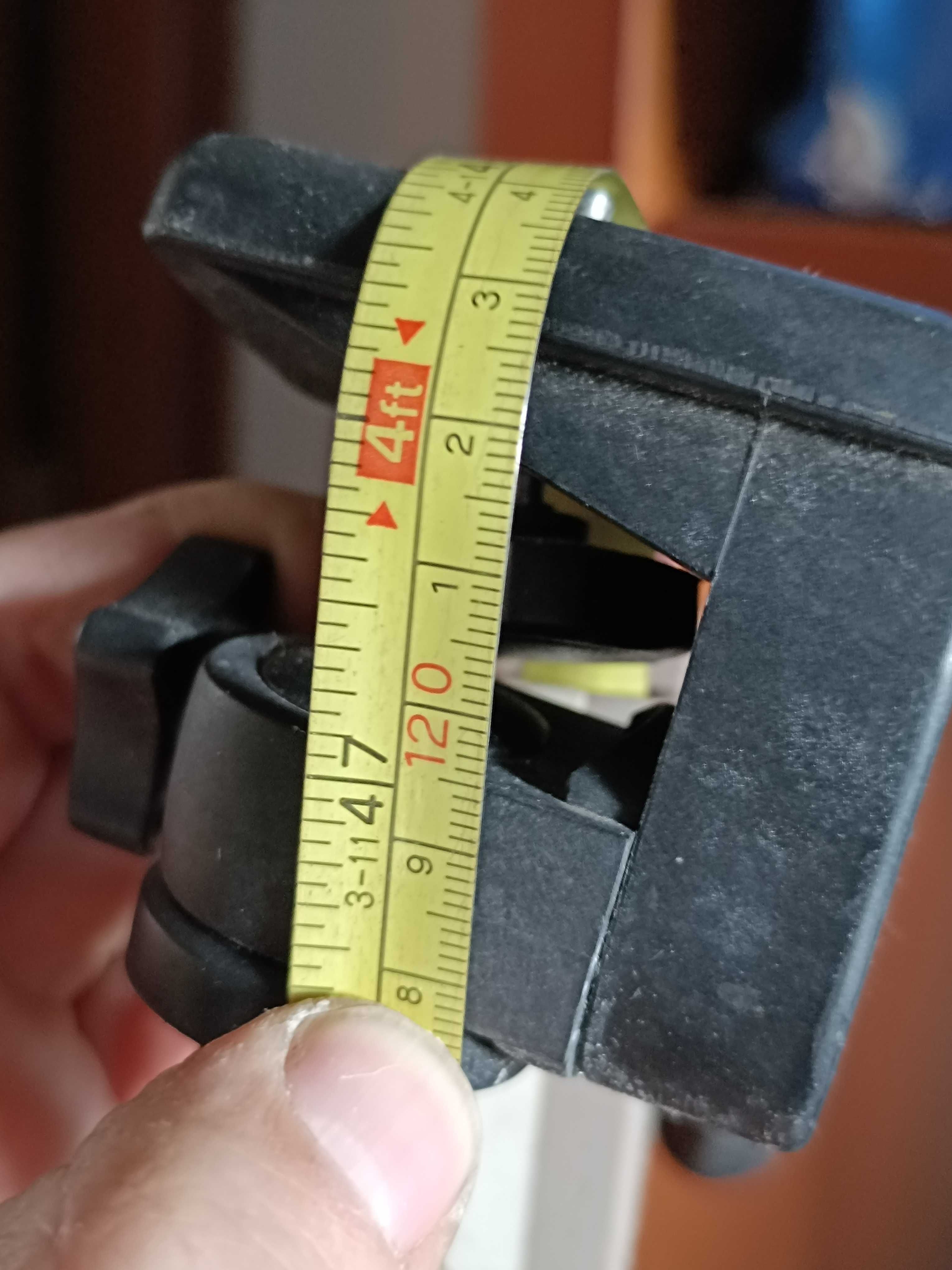 2 Tripés para Máquinas Fotográficas