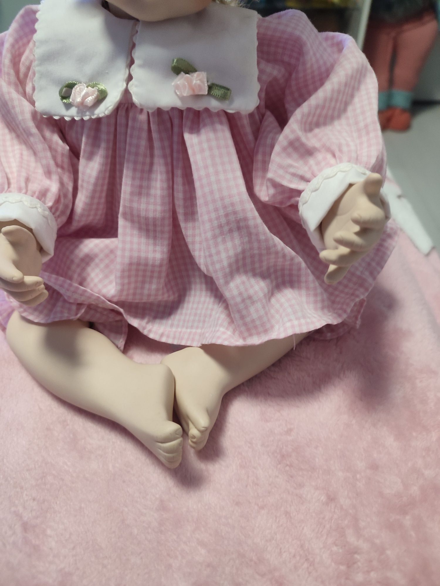 Продам коллекционную фарфоровую куклу Ashton Drake 1000  грн.