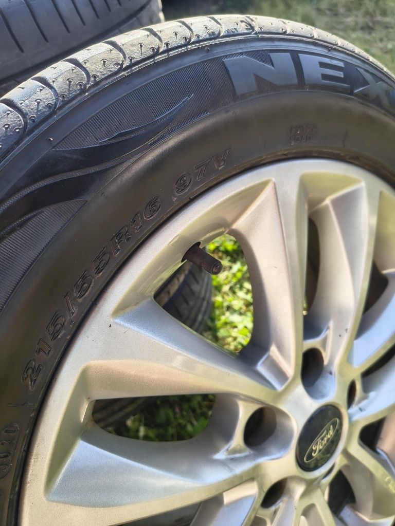 Felgi aluminiowe 5x108 16" FORD 63.3 z oponami letnimi NEXEN NFERA SU1
