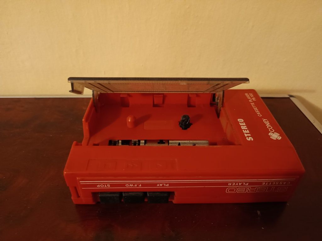 Walkman Kajtek  używany bez klapki na baterie