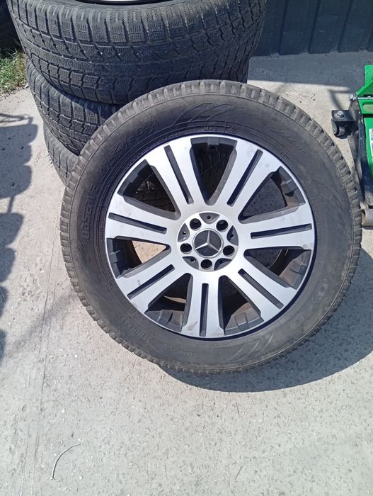 Продам диски с резиною б.у підходять на Мерседес GML и GMS диски в дуж
