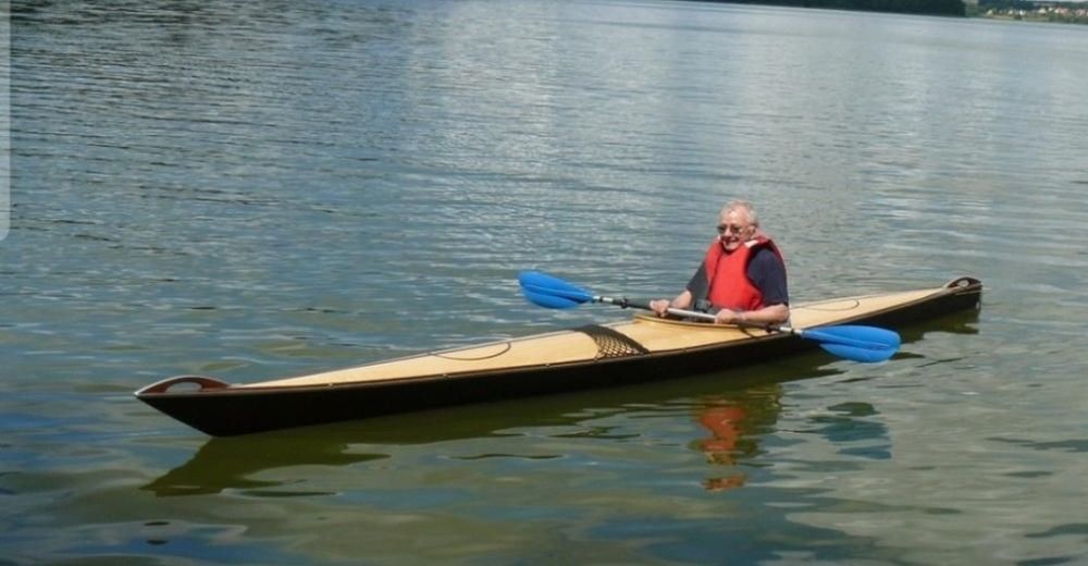 Байдарка з електроприводом Cajman