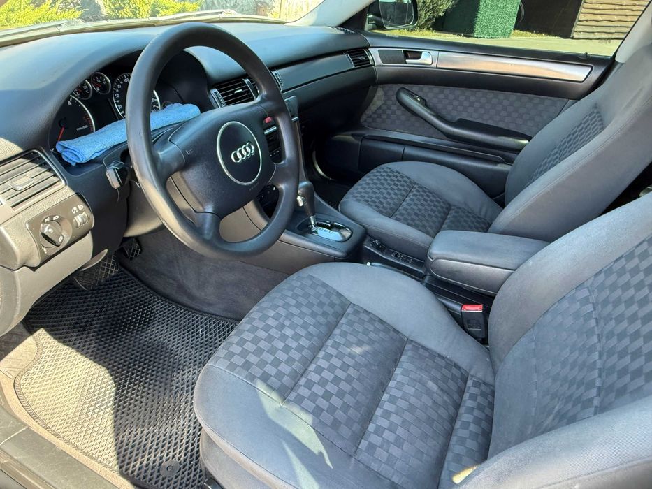 Audi A6 2002 гарний стан 2,5 дизель автомат