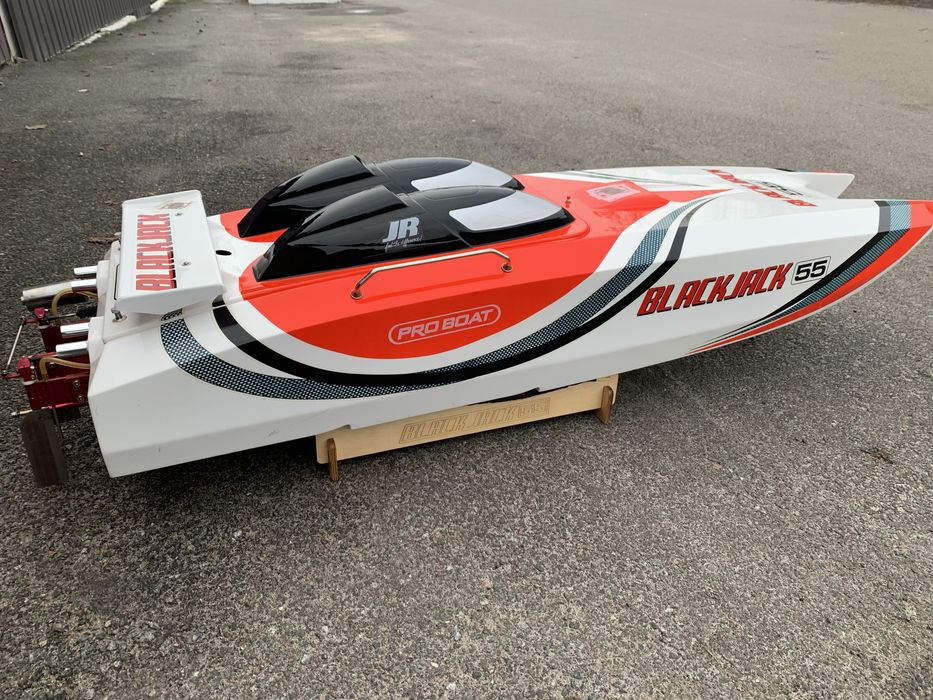 Катер Pro Boat Blackjack 55 /Catamaran/